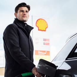 Få 28 ø/l. rabat på benzin og diesel med PlusKort Shell Card