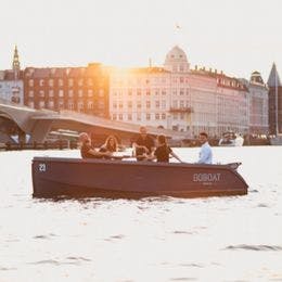 Nyd byen fra vandsiden med GoBoat
